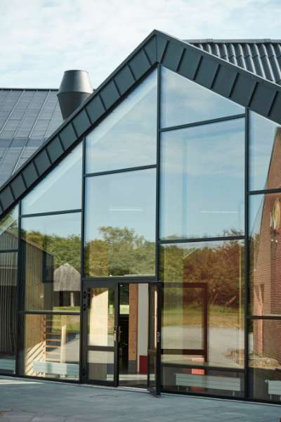 Modern sports hall with modern cladding, Trælundvej 3, 7400 Herning